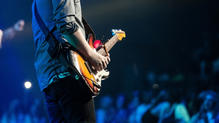 What Kinds of Live Acts Are the Most Popular Today?