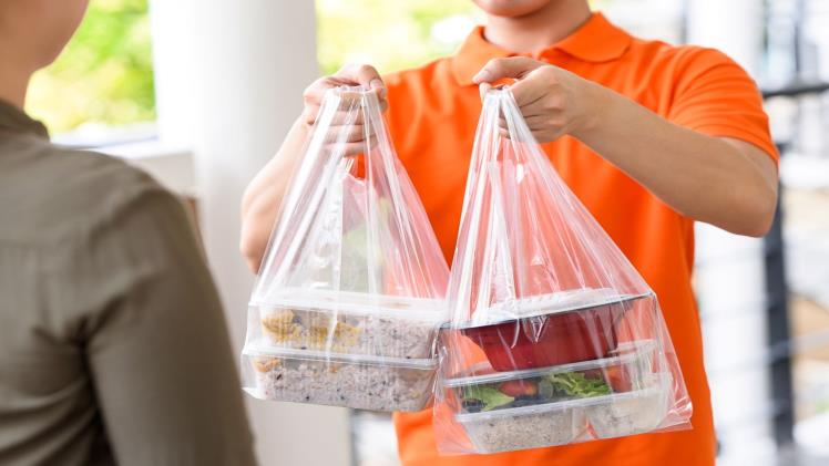 Five benefits of meal delivery services